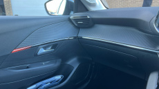 Peugeot 208 1.2 PureTech 100 Active Premium 5dr Petrol Hatchback